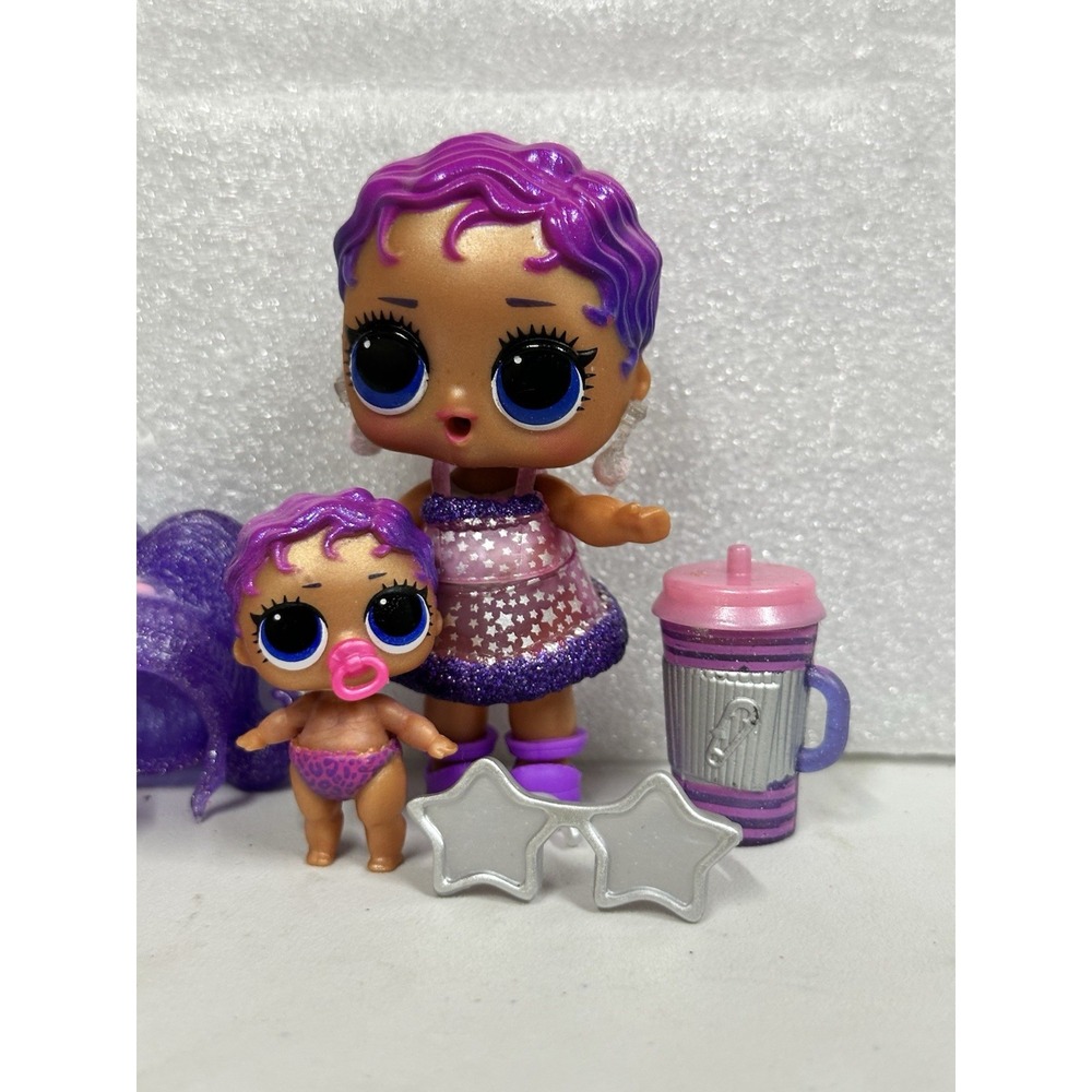 LOL surprise dolls Lot Of Two Slumber‎ Party Queen With Little Sister